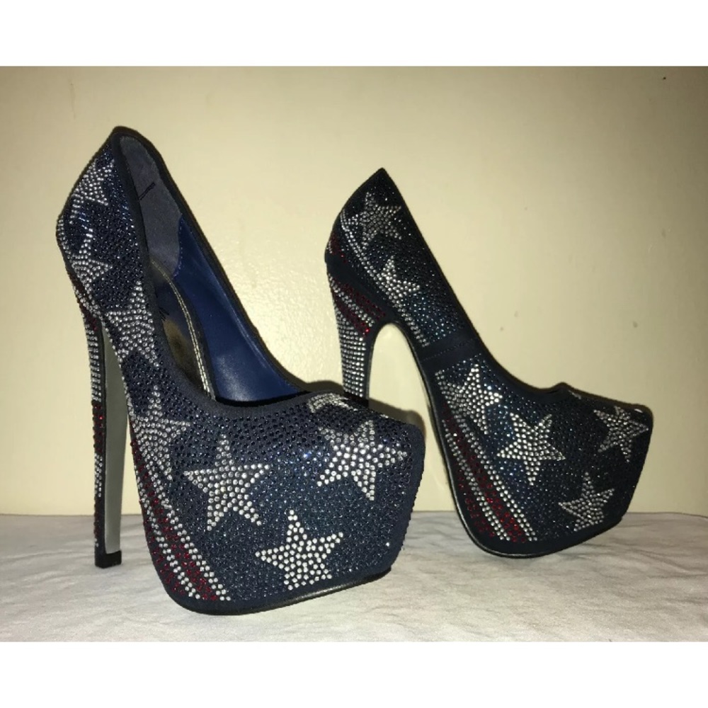 Qupid High Heels Sz 5 Stars Stripes Platform Heels